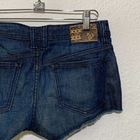 ❤️ Volcom Jeans High Voltage Cut Off Shorts - Picture 7 of 11